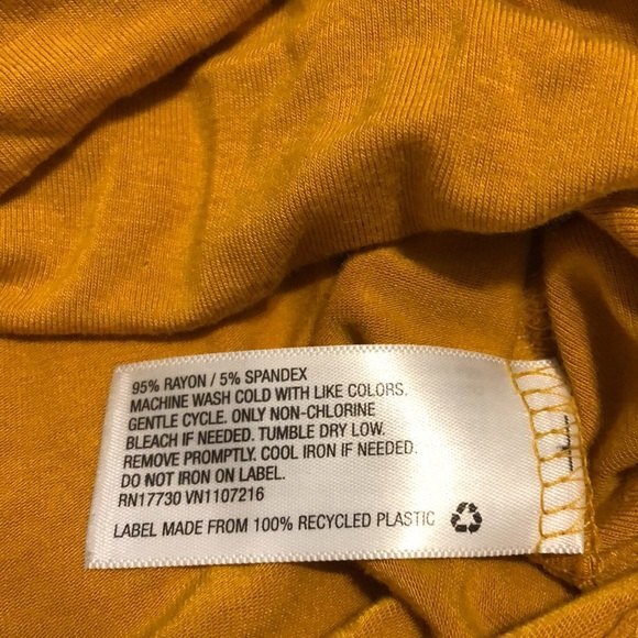 A.NEw day faux wrap long sleeve size medium - Picture 3 of 4